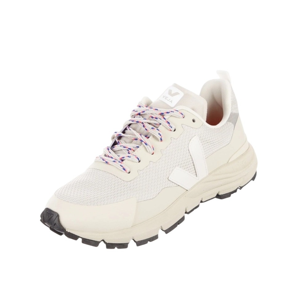 Veja NWB Venturi Sneakers Beige Suede Mesh Vibram Sole Women's Size 6 add laces